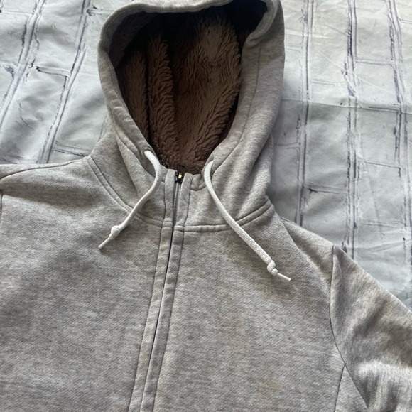 Uniqlo Sherpa Lined Zip Hoodie Heather Gray Women’s XS Faux Fur Fleece Jacket - Picture 5 of 13